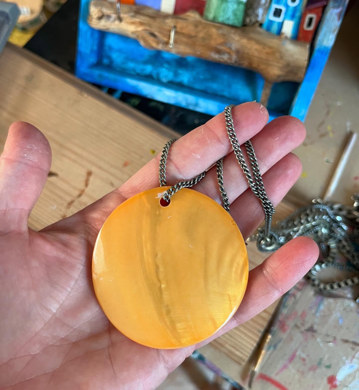 Latarnia nad Tęczowym Brzegiem